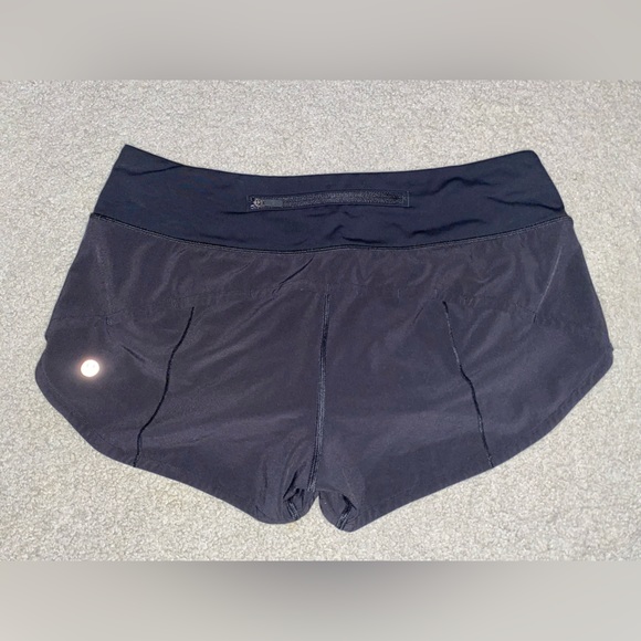 Lululemon Speed Up 2.5 shorts - Picture 6 of 7